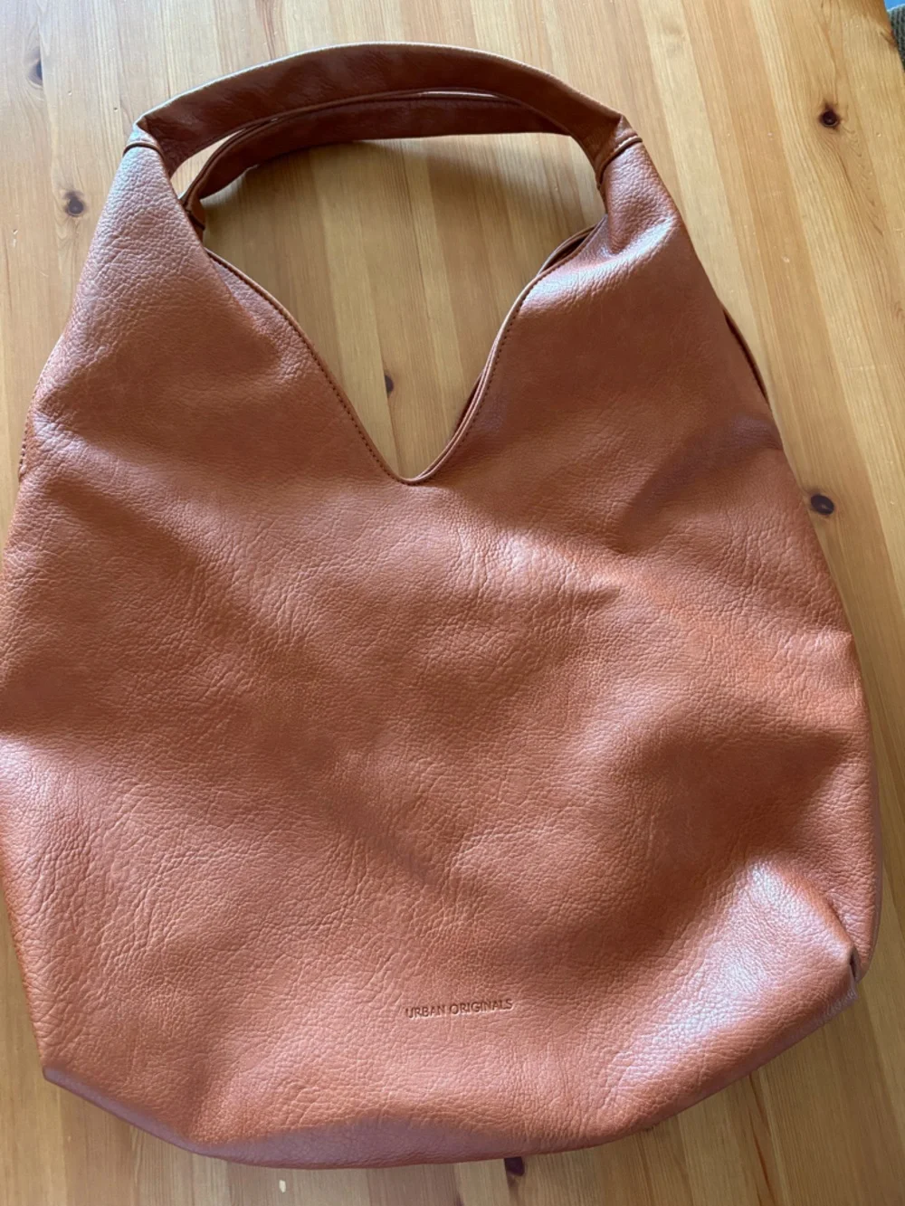Urban Originals slouchy hobo
